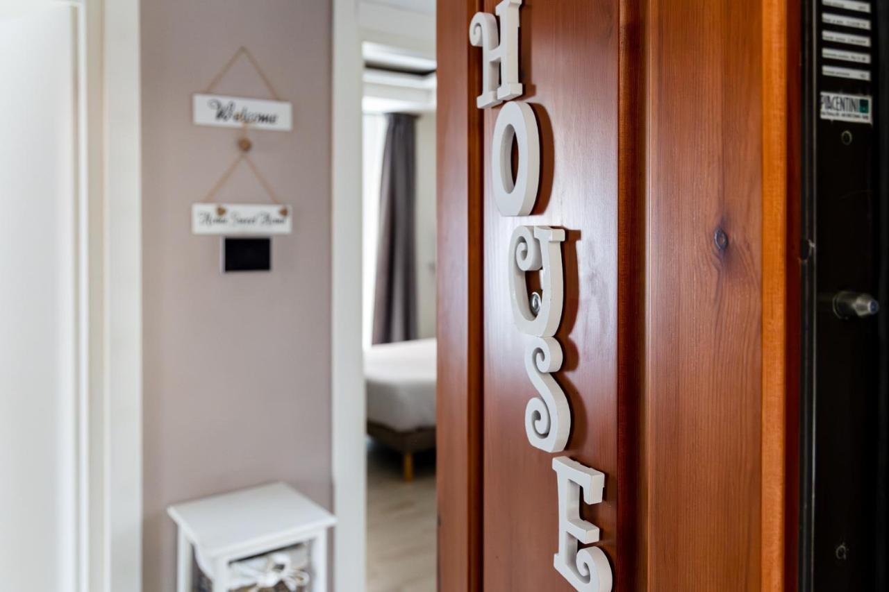Myro'S House Apartment La Spezia Ngoại thất bức ảnh